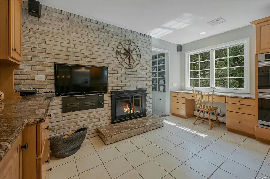 7 Harbor Ridge Drive Centerport NY 11721