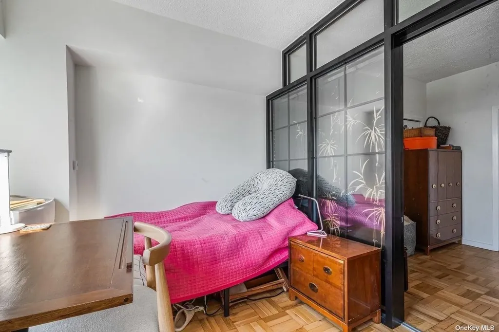 166-25 Powells Cove Boulevard Beechhurst NY 11357