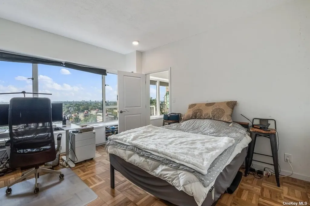 166-25 Powells Cove Boulevard Beechhurst NY 11357