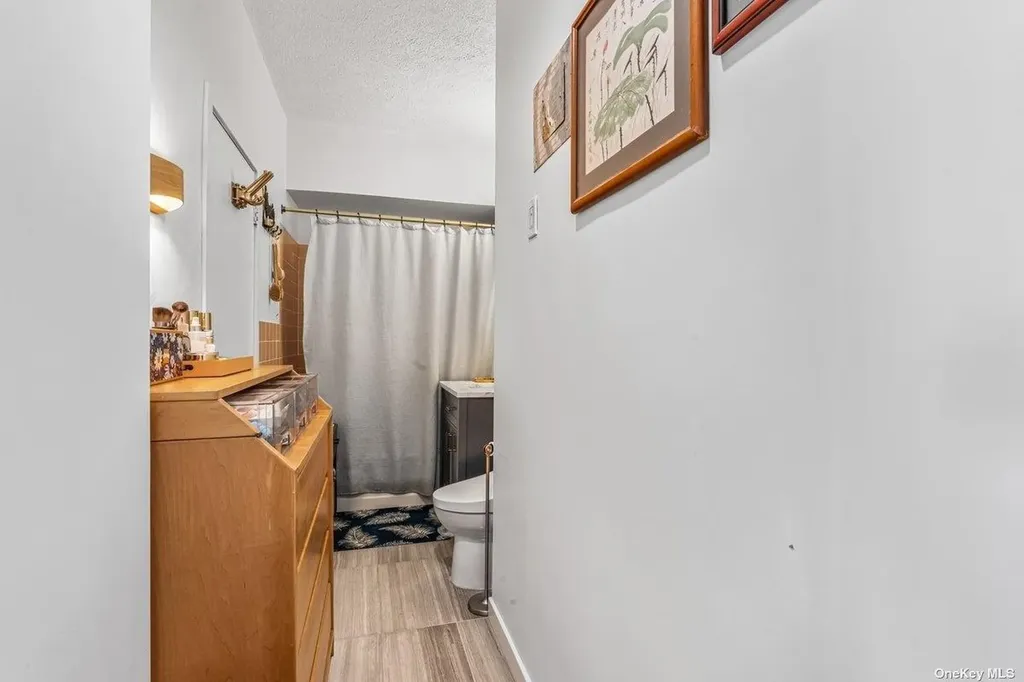 166-25 Powells Cove Boulevard Beechhurst NY 11357