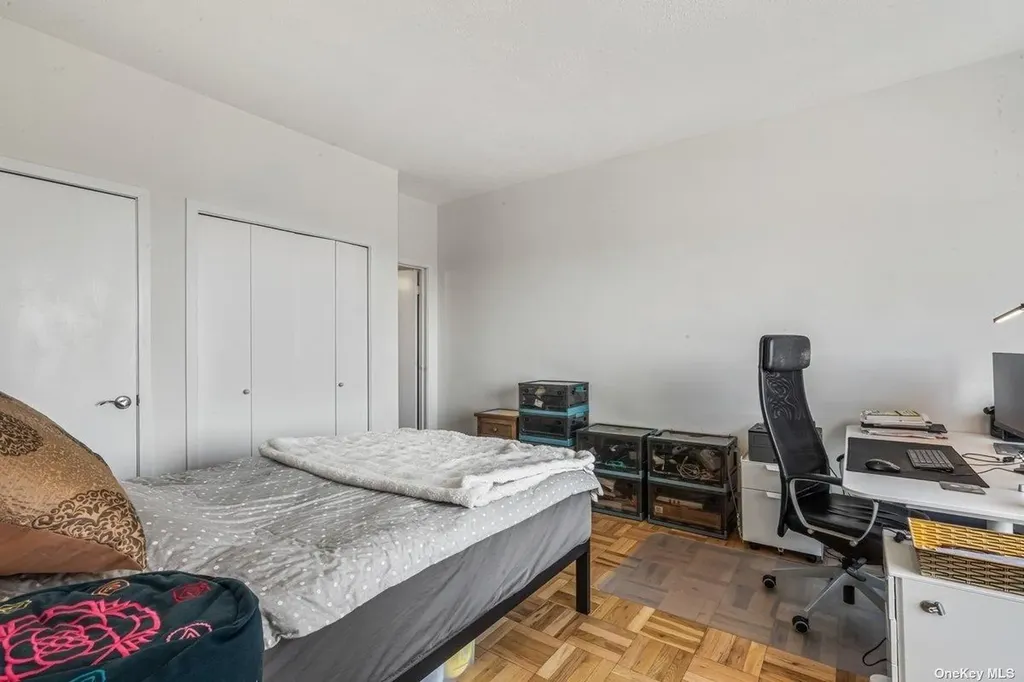 166-25 Powells Cove Boulevard Beechhurst NY 11357
