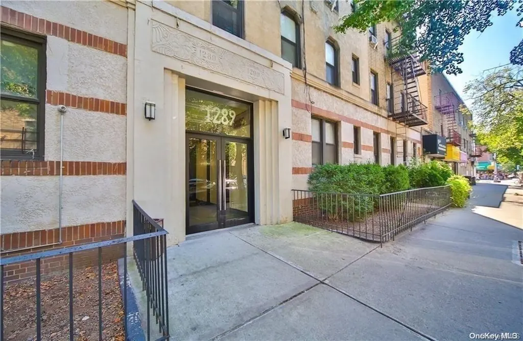 1289 E 19th Street Brooklyn NY 11230