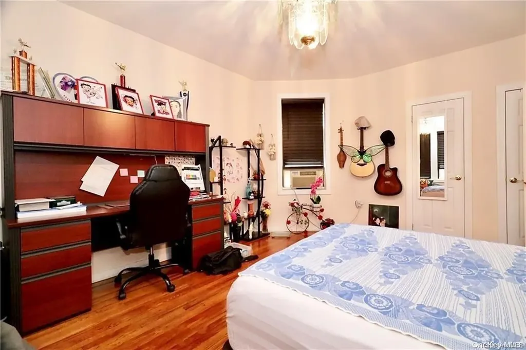 1289 E 19th Street Brooklyn NY 11230