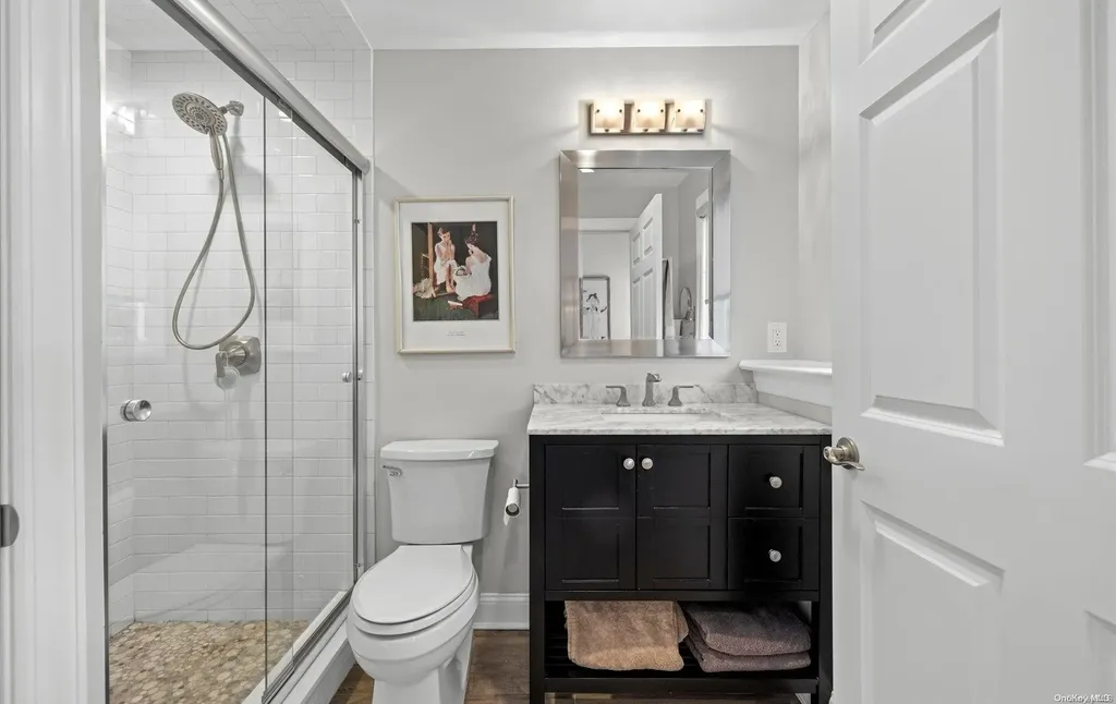 6 Whitney Court Dix Hills NY 11746