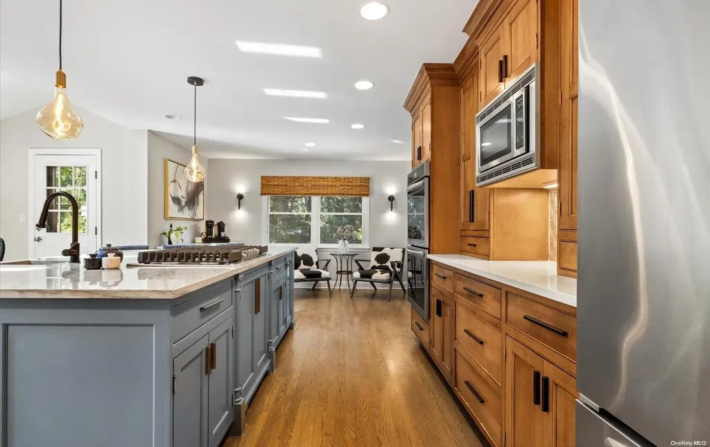 6 Whitney Court Dix Hills NY 11746