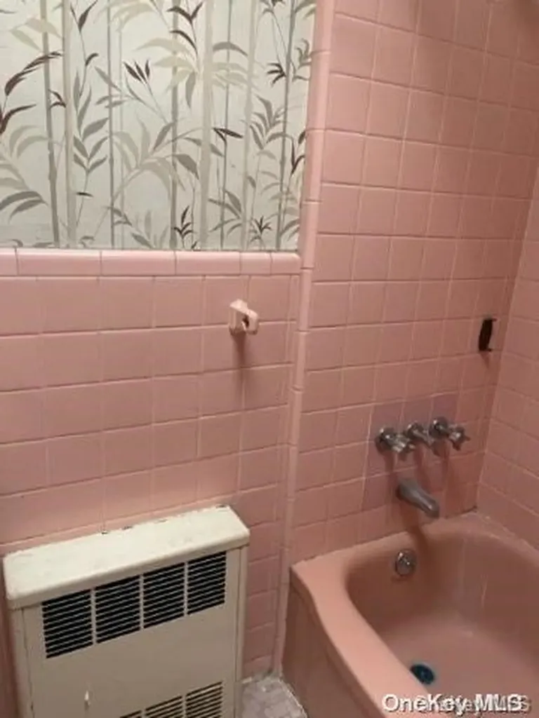 52-14 69th Street Maspeth NY 11378