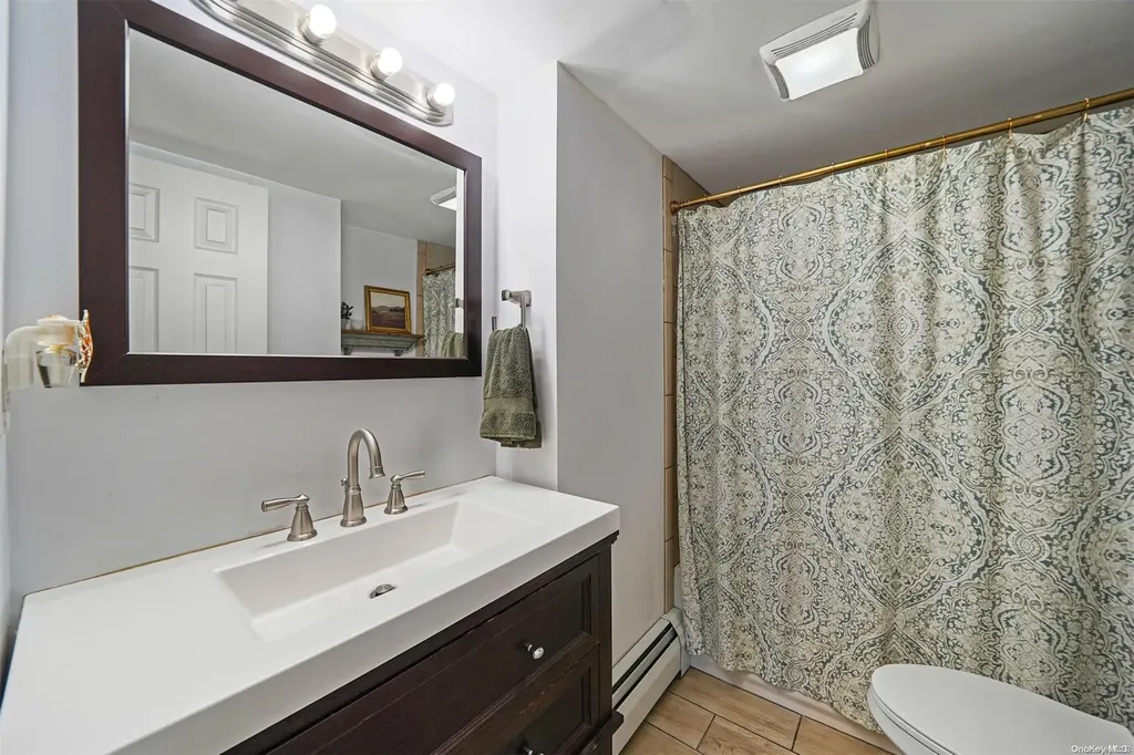 15 Howard Street Patchogue NY 11772