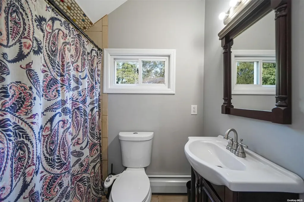 15 Howard Street Patchogue NY 11772