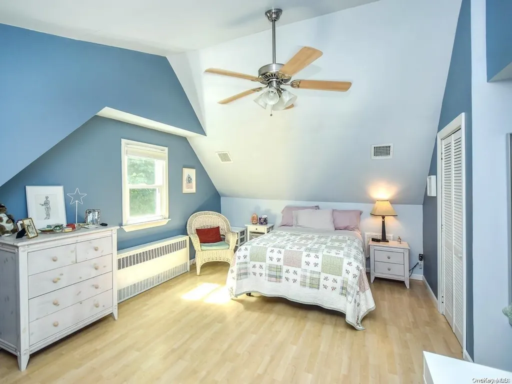 2 Foxcroft Road Albertson NY 11507