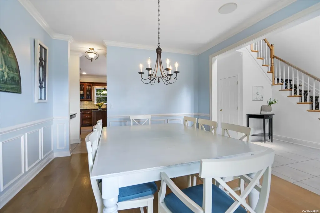 38 Ashley Circle Manorville NY 11949