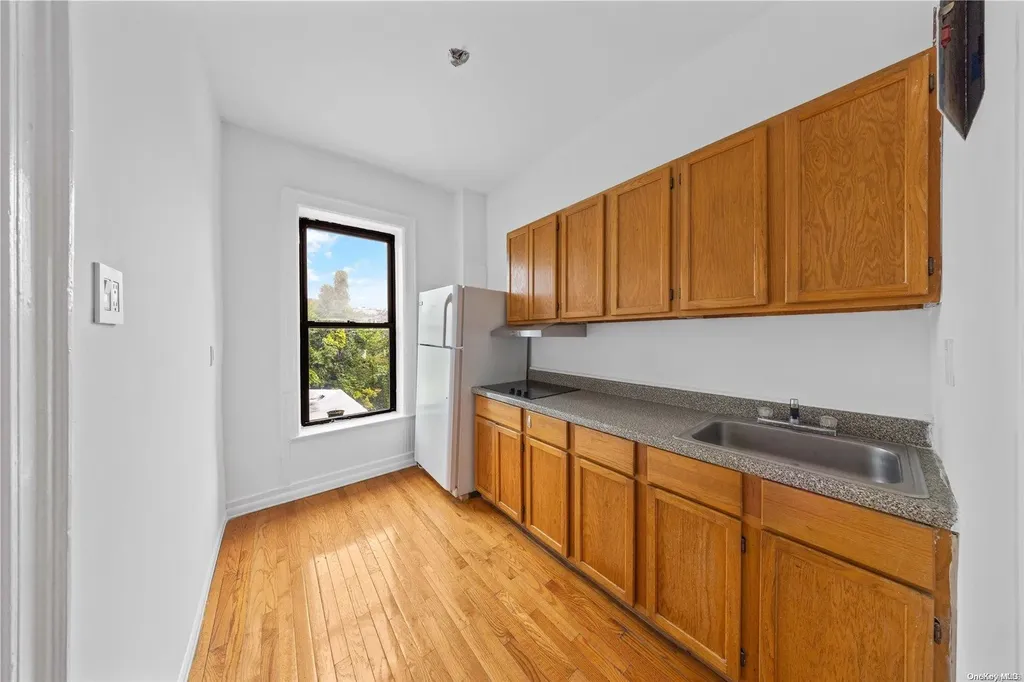 887 Lincoln Place Crown Heights NY 11213