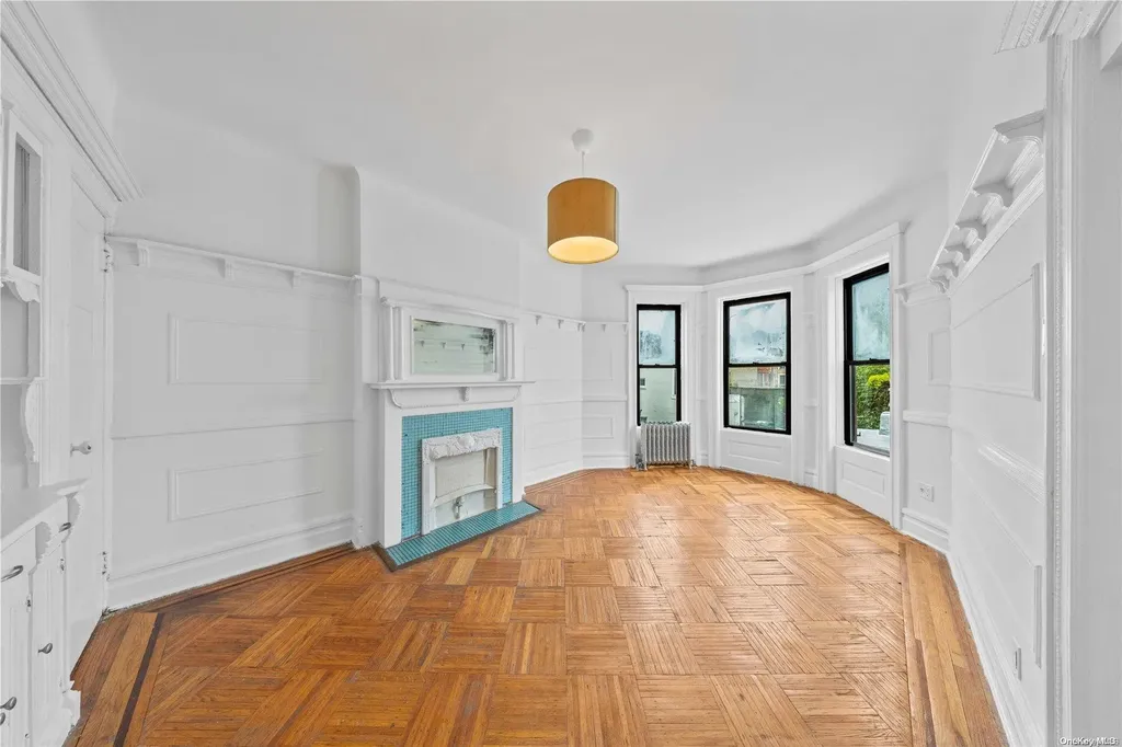 887 Lincoln Place Crown Heights NY 11213