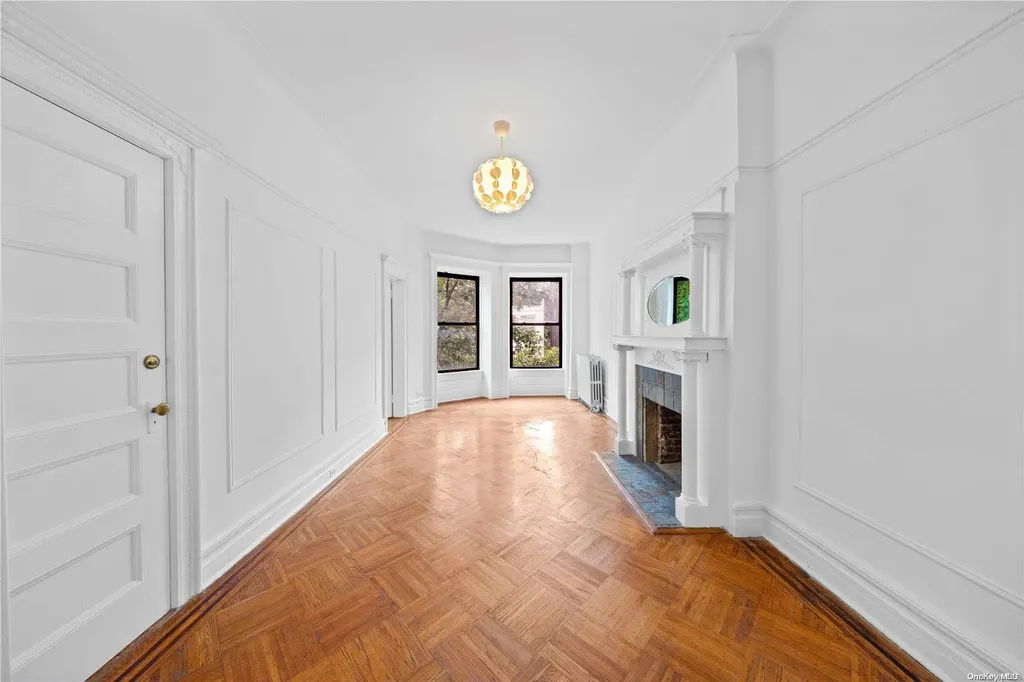 887 Lincoln Place Crown Heights NY 11213