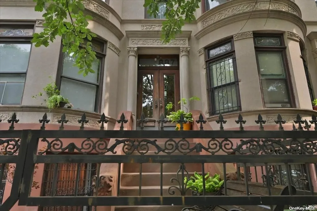887 Lincoln Place Crown Heights NY 11213
