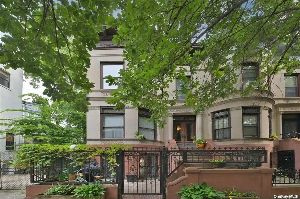 887 Lincoln Place Crown Heights NY 11213