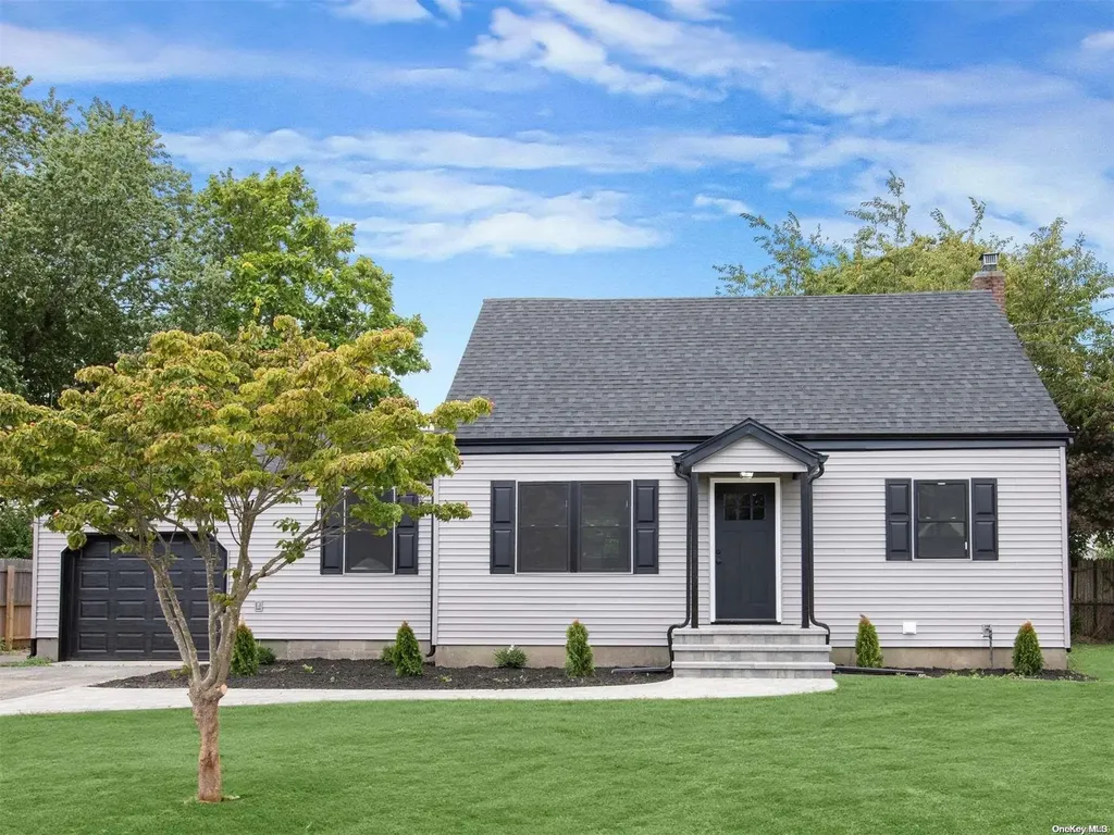 120 Roe Avenue East Patchogue NY 11772