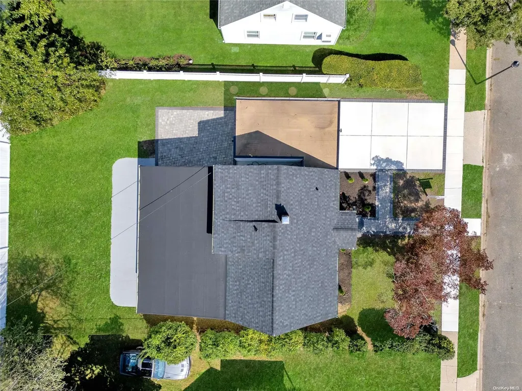 14 James Lane Levittown NY 11756