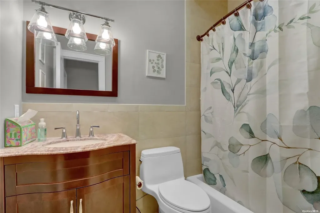 3429 Silverton Avenue Wantagh NY 11793