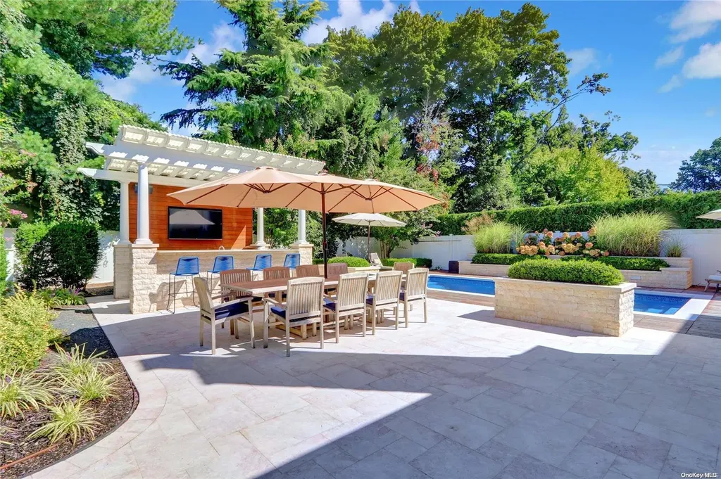3429 Silverton Avenue Wantagh NY 11793