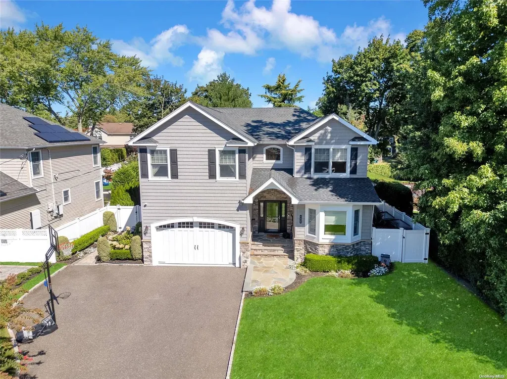 3429 Silverton Avenue Wantagh NY 11793