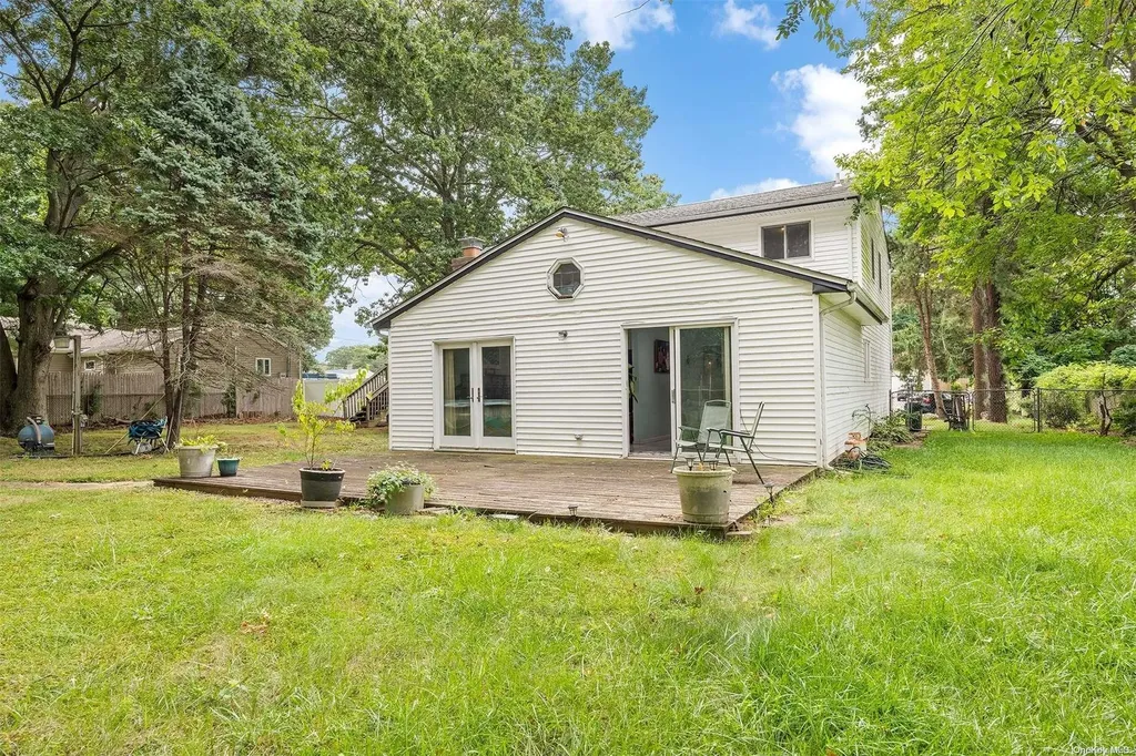 11 Norman Lane Central Islip NY 11722