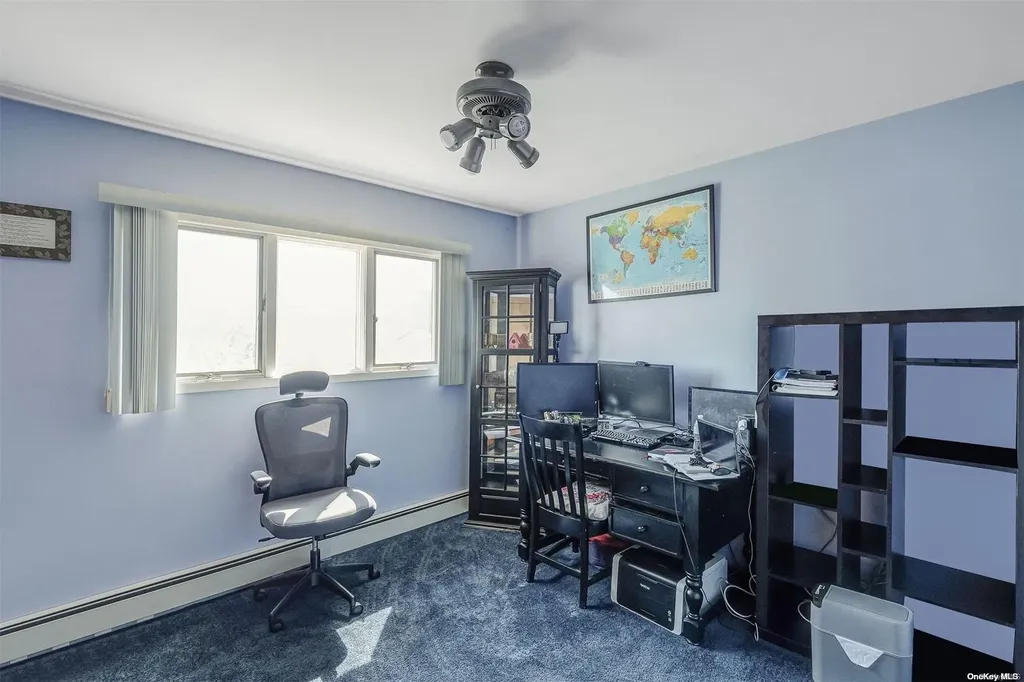 19 Ring Lane Levittown NY 11756