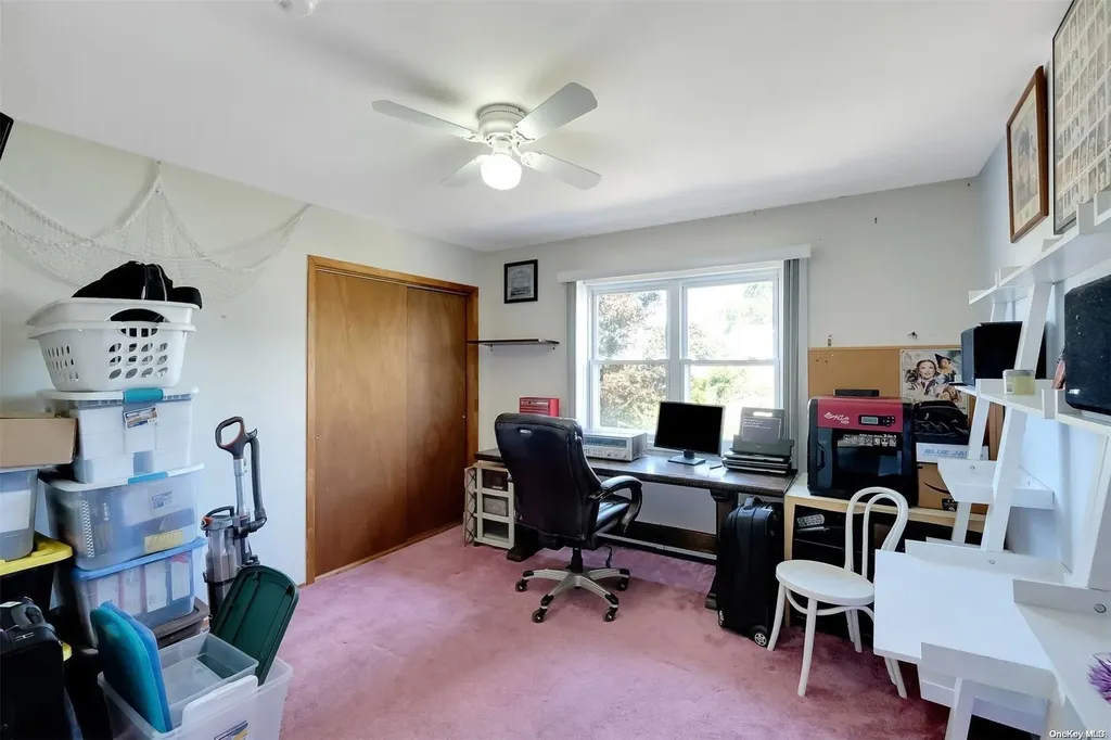 19 Ring Lane Levittown NY 11756