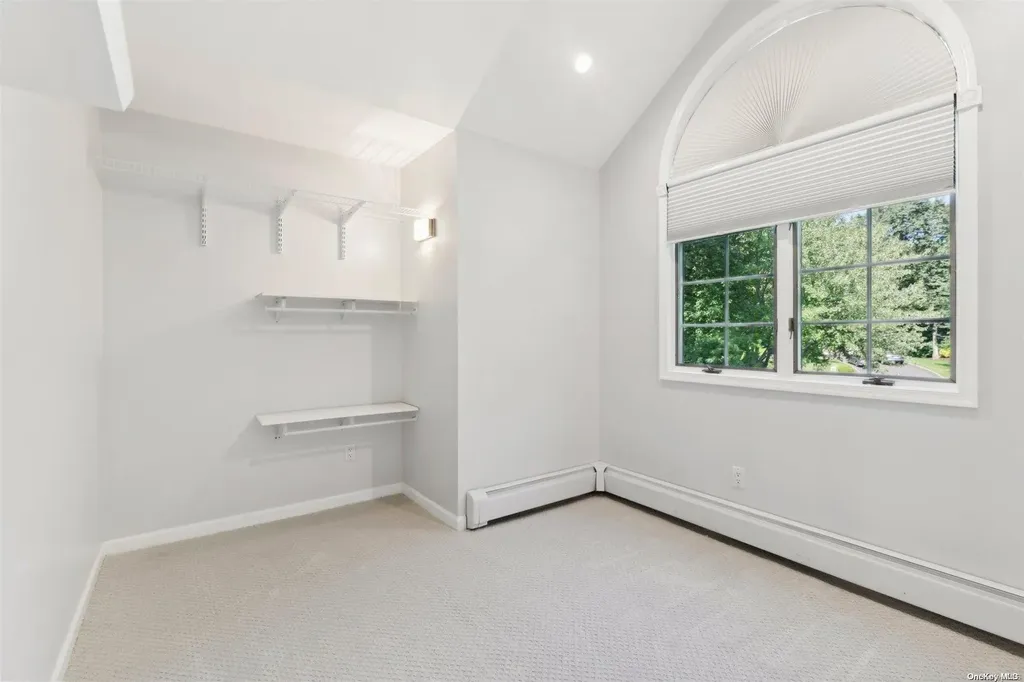 18 Cliff Drive Kings Park NY 11754