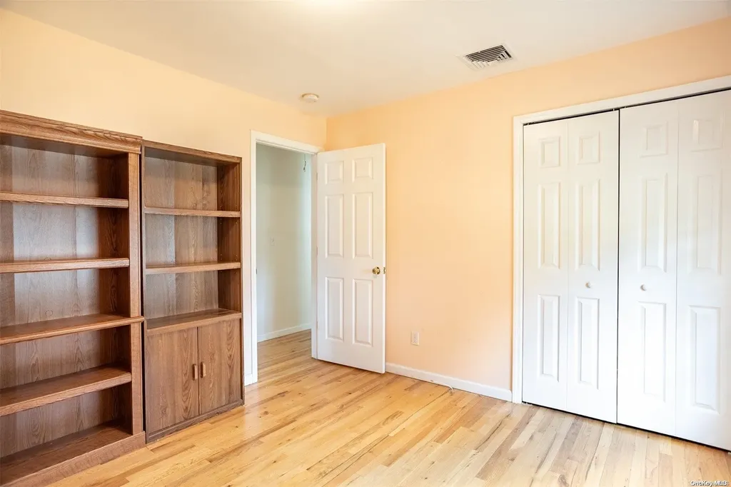 18 Gibbons Street Patchogue NY 11772