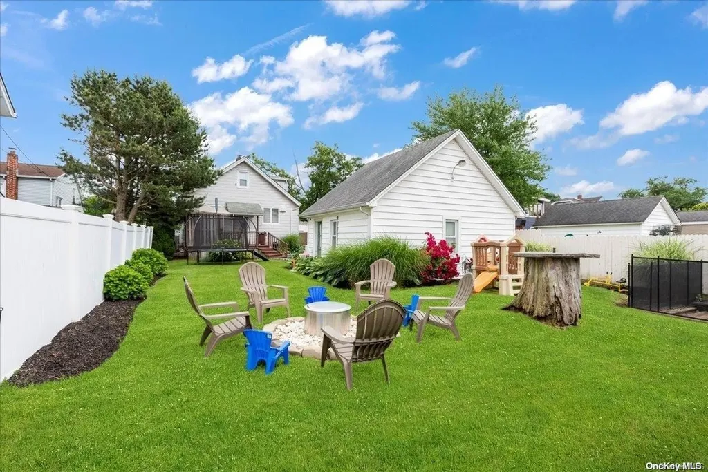 2646 W End Avenue Baldwin NY 11510