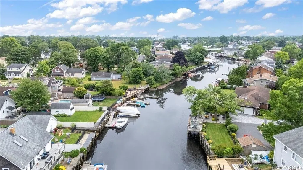 2646 W End Avenue Baldwin NY 11510