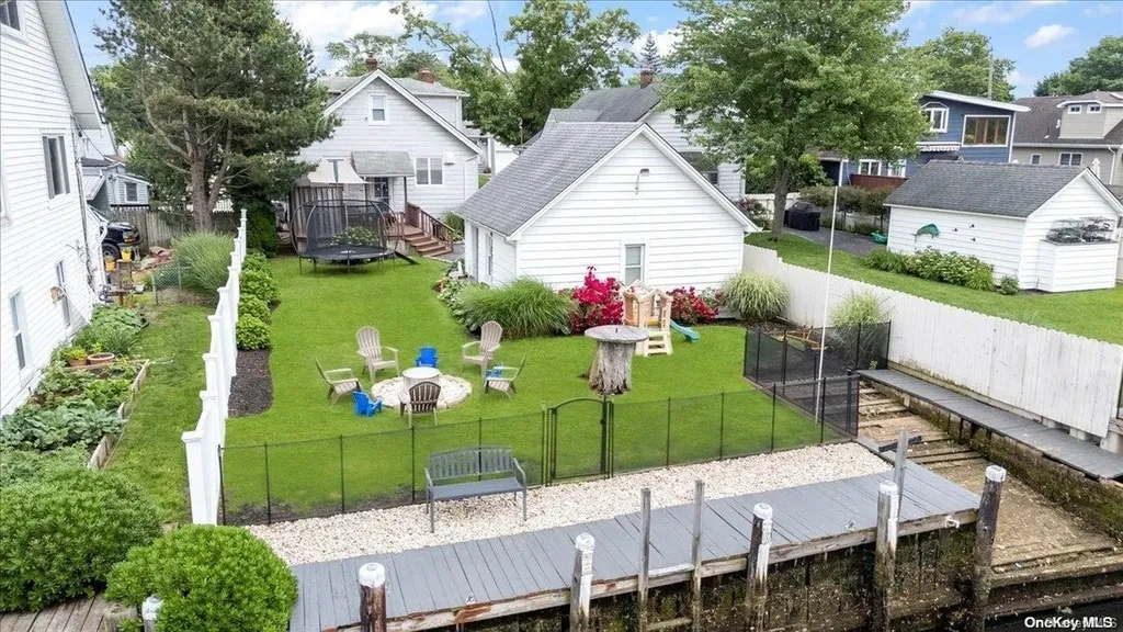 2646 W End Avenue Baldwin NY 11510