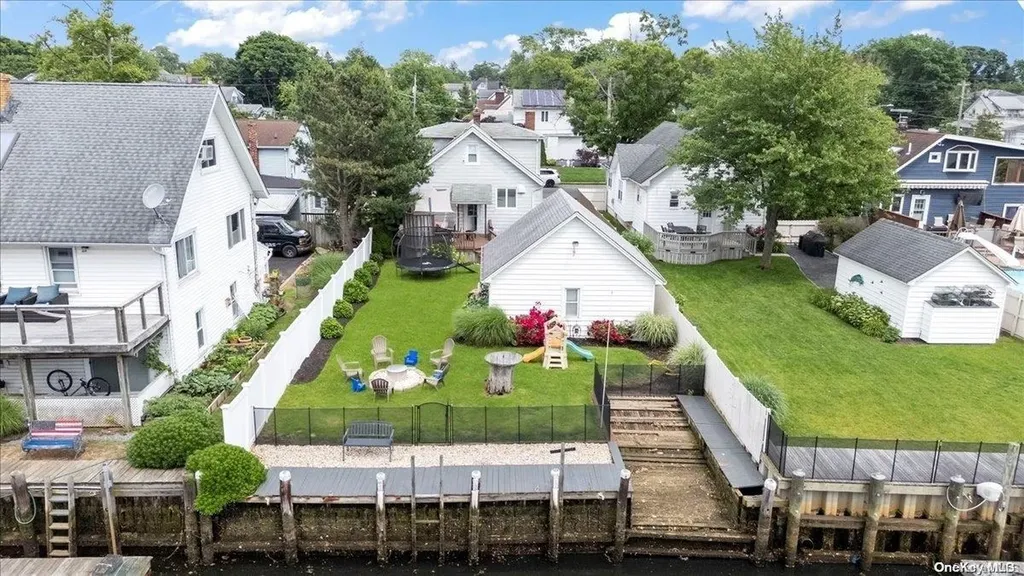 2646 W End Avenue Baldwin NY 11510