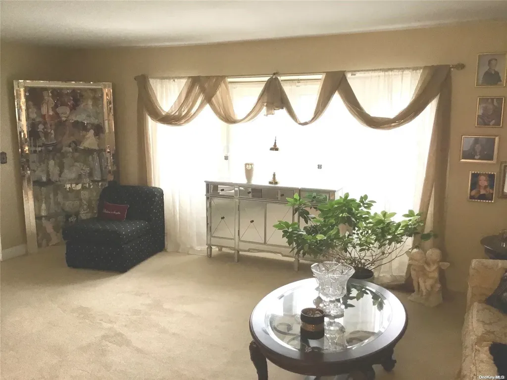 1058 Callahan Street Bay Shore NY 11706