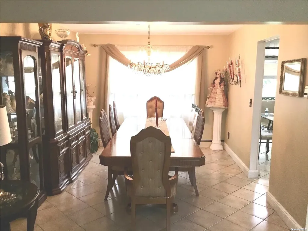1058 Callahan Street Bay Shore NY 11706