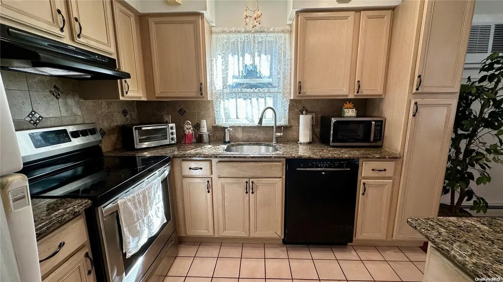 21 Dryad Road Rocky Point NY 11778