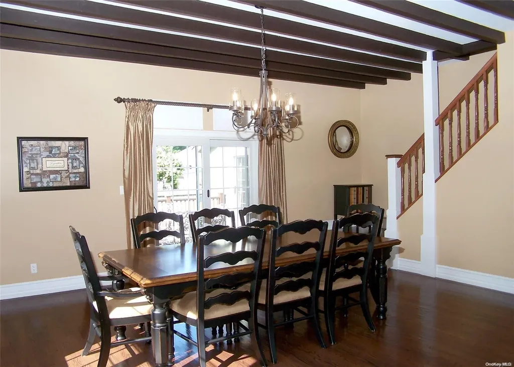 41 Church Lane West Islip NY 11795