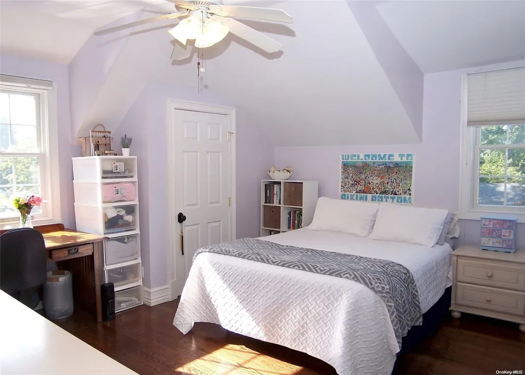 41 Church Lane West Islip NY 11795