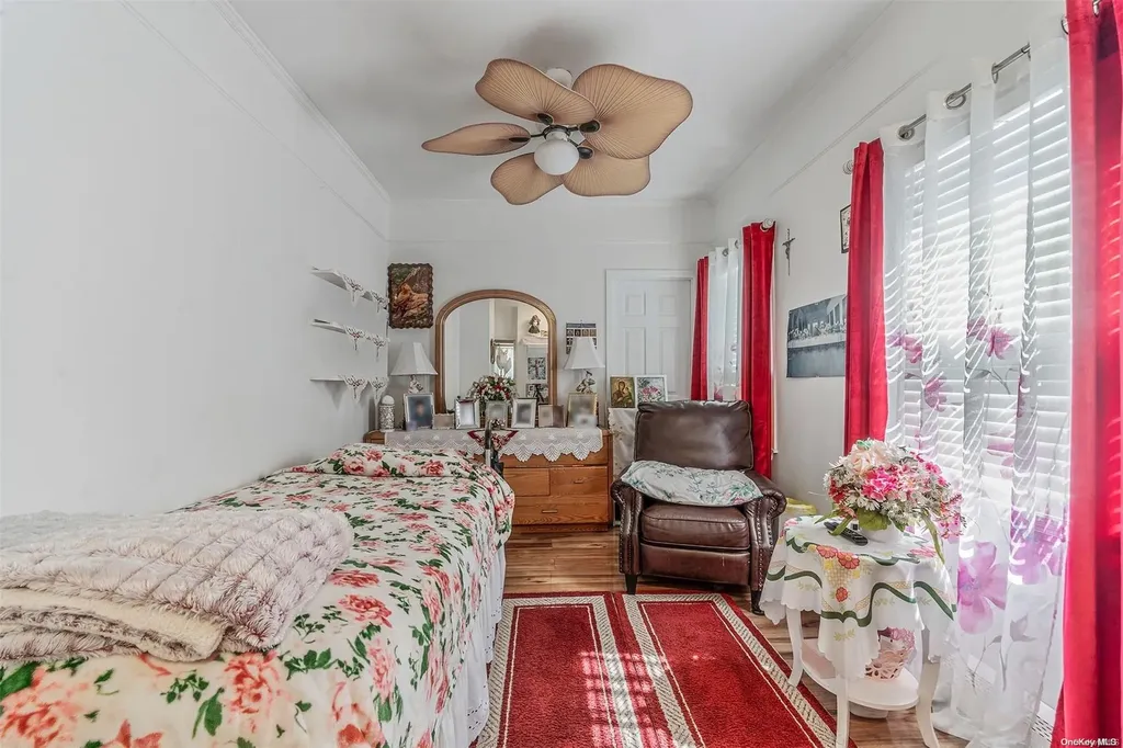 55 Meyer Lane Medford NY 11763