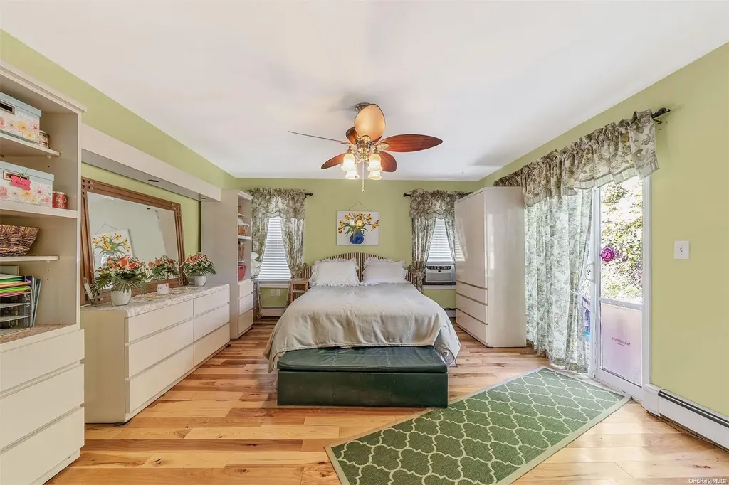 55 Meyer Lane Medford NY 11763