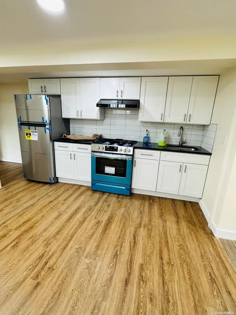 615 Crescent Street Brooklyn NY 11208