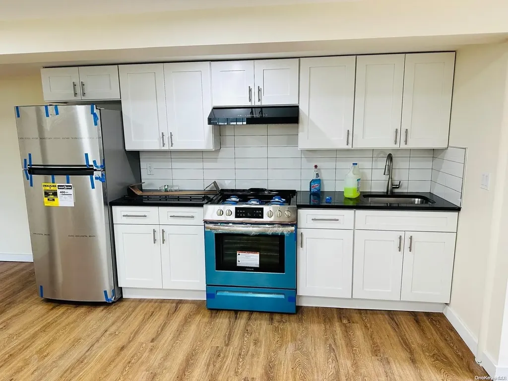 615 Crescent Street Brooklyn NY 11208