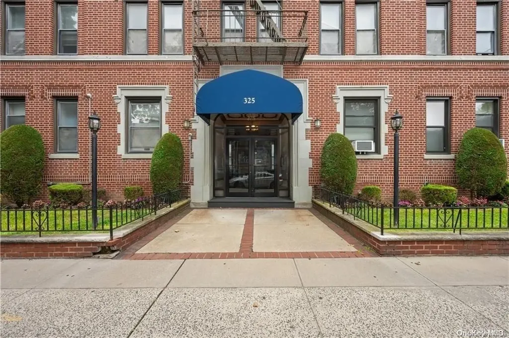 325 Marine Avenue Brooklyn NY 11209