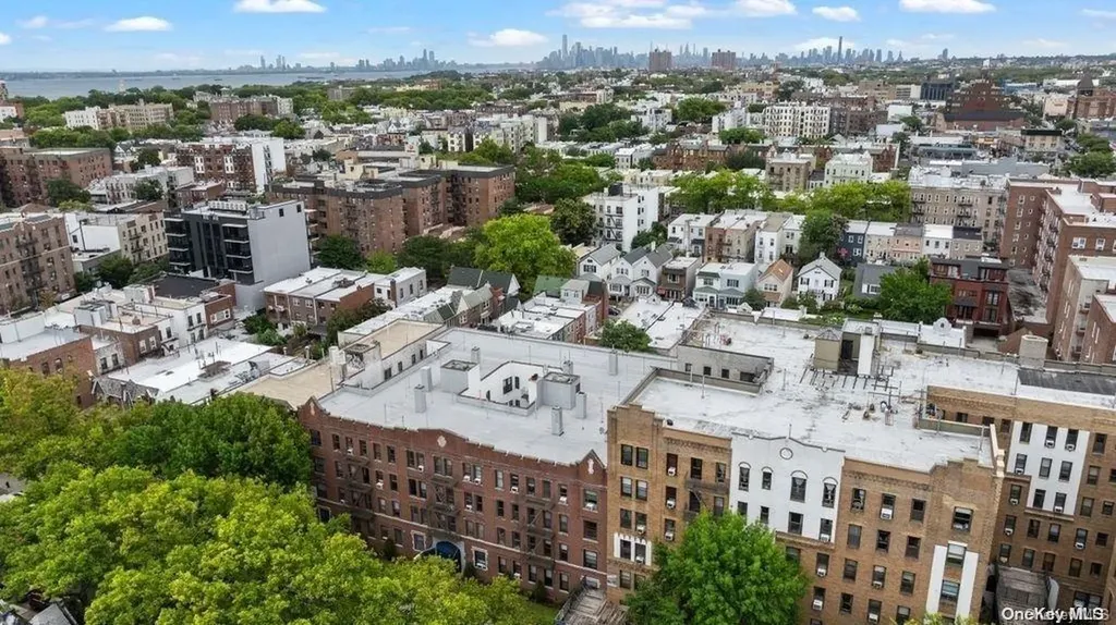 325 Marine Avenue Brooklyn NY 11209