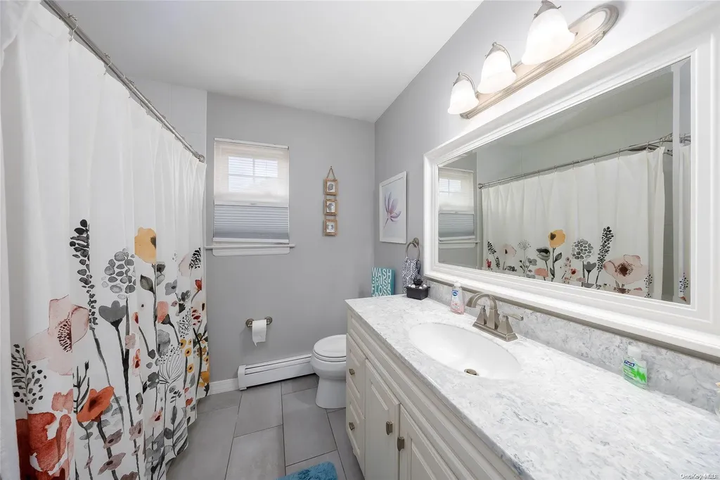 507 Grand Boulevard Deer Park NY 11729