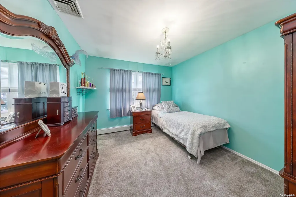 507 Grand Boulevard Deer Park NY 11729