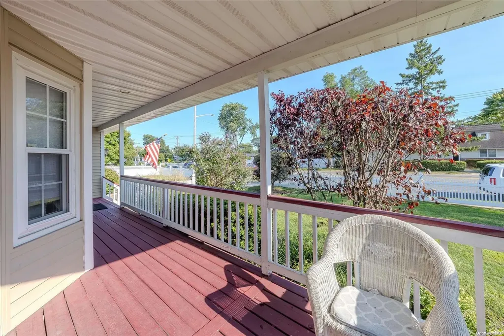 507 Grand Boulevard Deer Park NY 11729