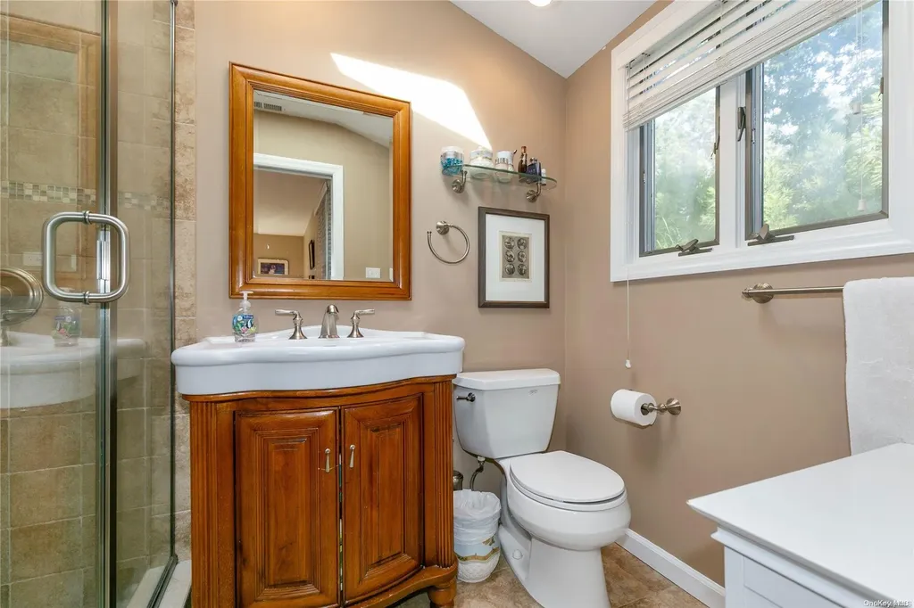 26 Newport Drive Plainview NY 11803