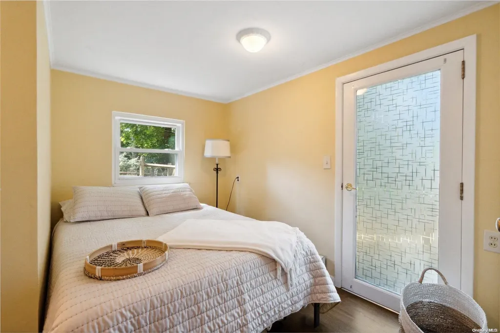 53 Hawxhurst Road Cold Spring Harbor NY 11724