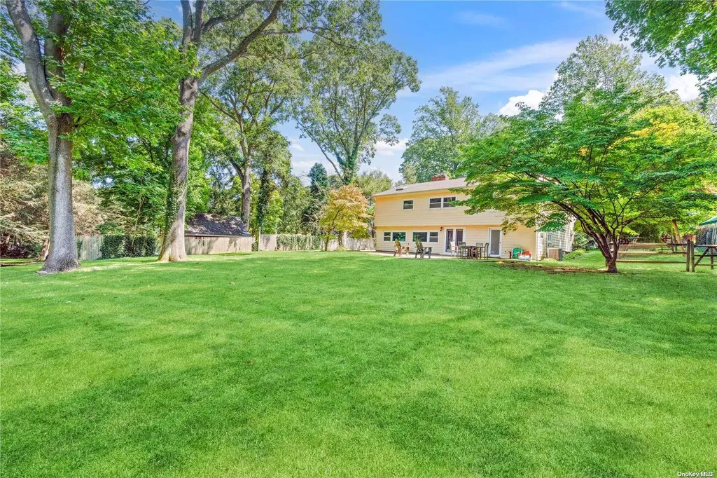 53 Hawxhurst Road Cold Spring Harbor NY 11724